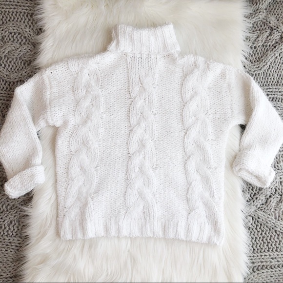 Tobi Sweaters - White cable turtleneck sweater